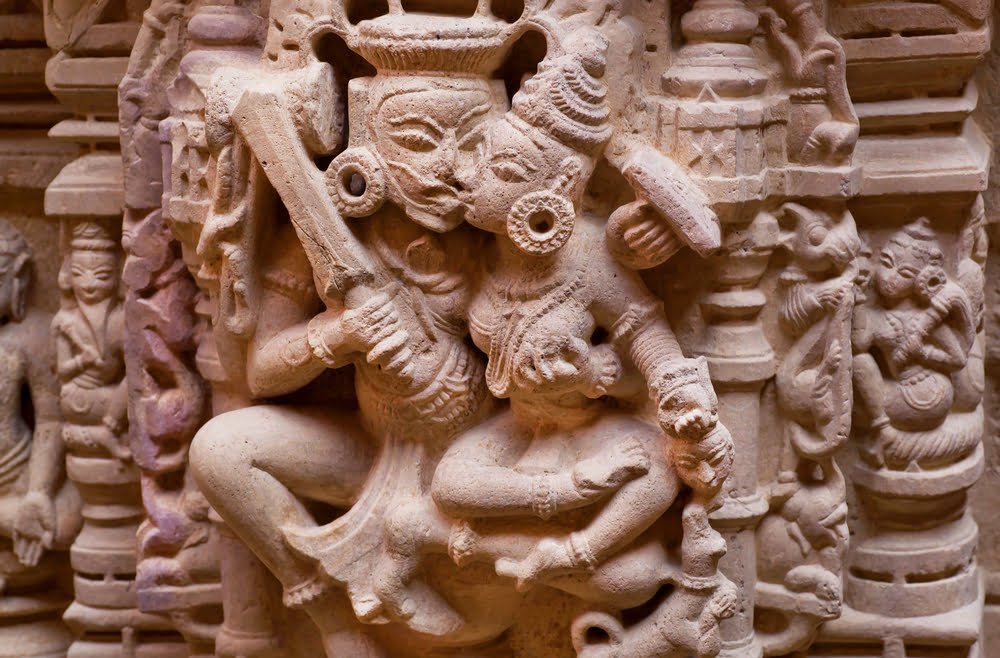 Hindu Gods Kissing